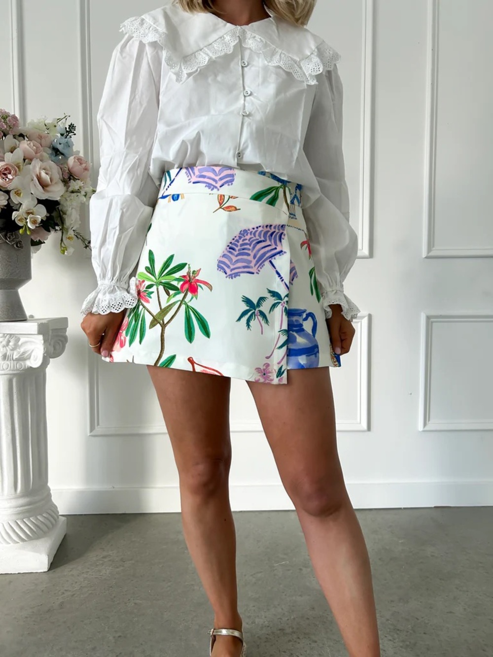 White Tropical Print Mini Skort